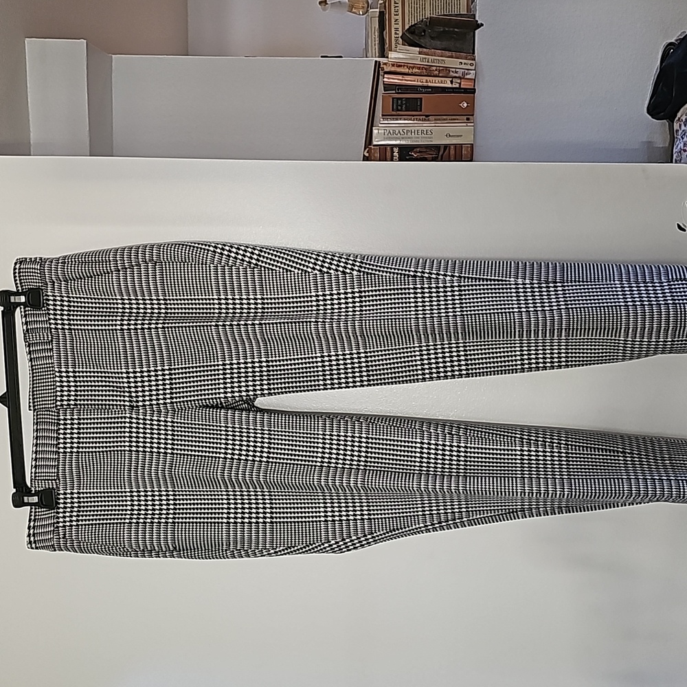 Banana Republic houndstooth straightleg slacks